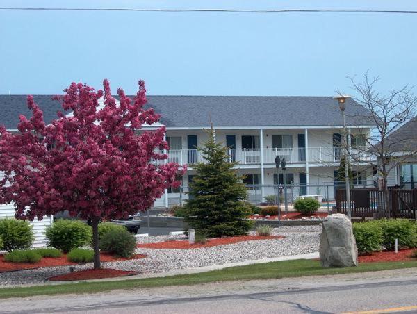 Sunrise Beach Motel Mackinaw City Eksteriør bilde