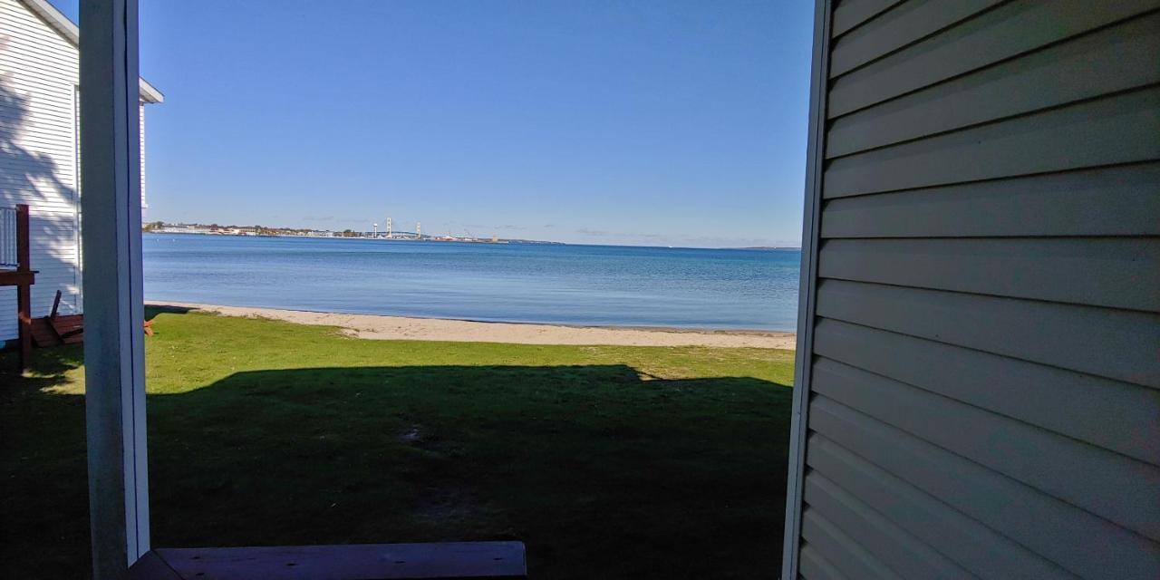 Sunrise Beach Motel Mackinaw City Eksteriør bilde